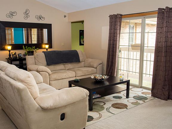 5th image of 435 W Aspen Dr Unit 13