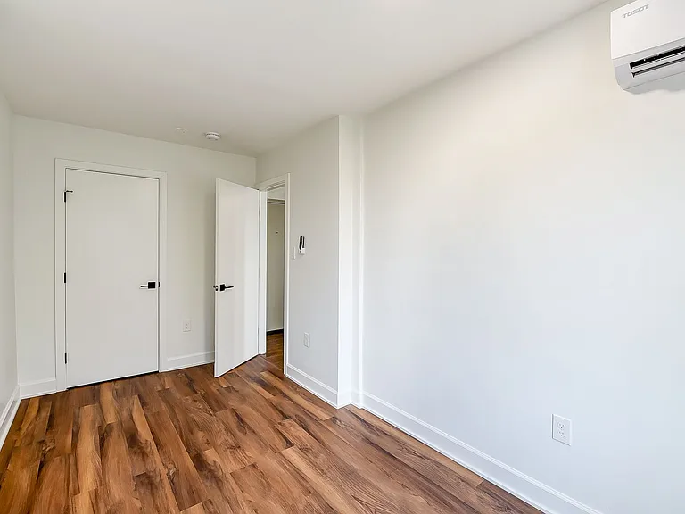 Elevated Northwest DC Living at The Pinnacle — Photo 54