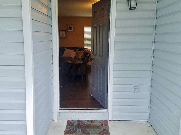 4th image of 1625 Cracker Creek Ct