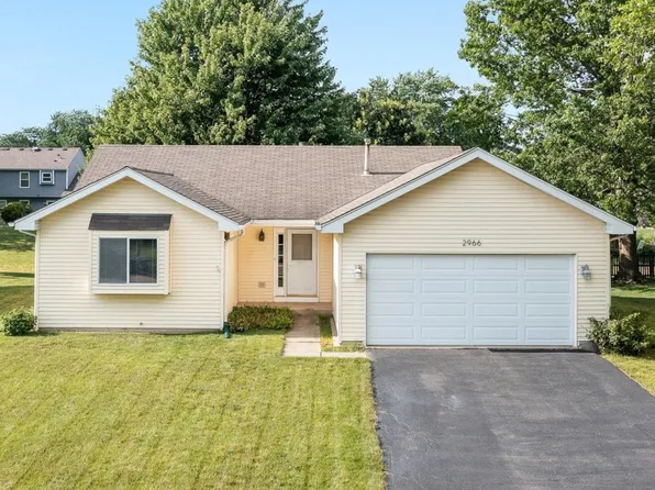 2966 Diane Dr, Aurora, IL 60504