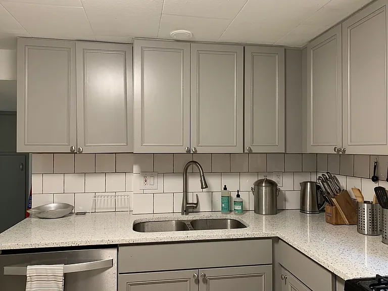 2004 S Douglas St #3 — Photo 9