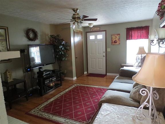 5th image of 8854 Washington Colony Dr