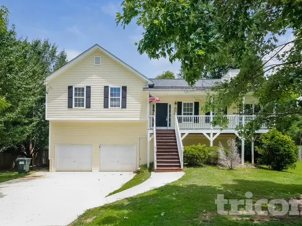 432 Pine Valley Dr, Powder Springs, GA 30127