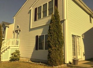 24 Evelyns Way, Fall River, MA 02724