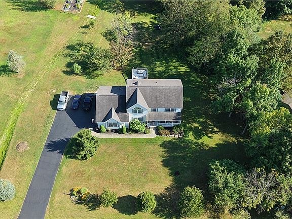 4th image of 10599 Doyle Rd