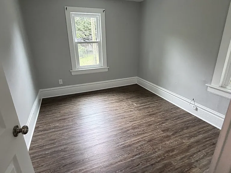1031 Fairbanks Pl — Photo 7
