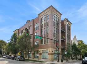 3158 N Paulina St, Chicago, IL