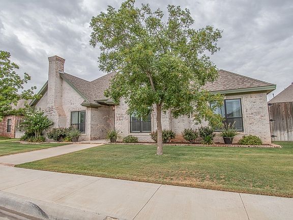 3rd image of 6604 Mosswood Dr