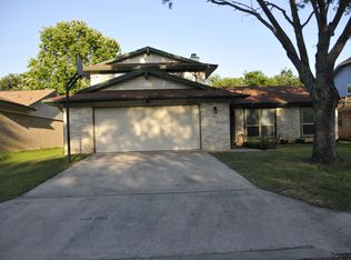 8330 Thorncliff Dr, San Antonio, TX 78250