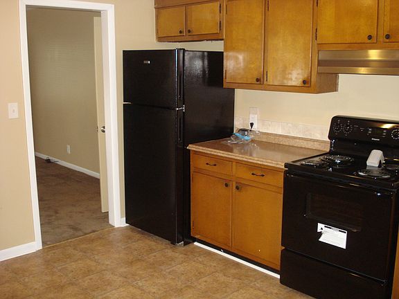 3rd image of 735 Cobb Pkwy N APT 10
