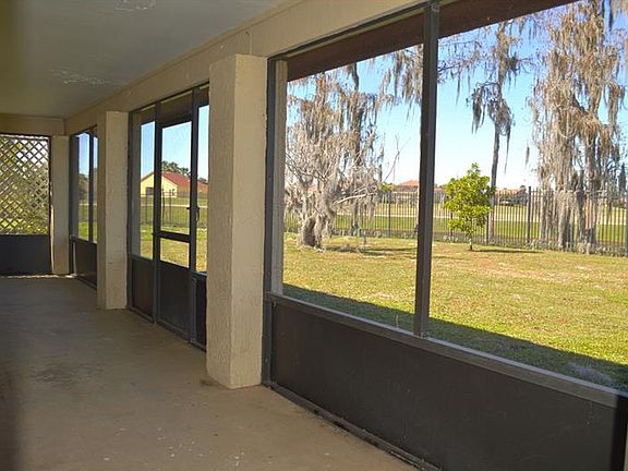 4th image of 609 Midiron Dr