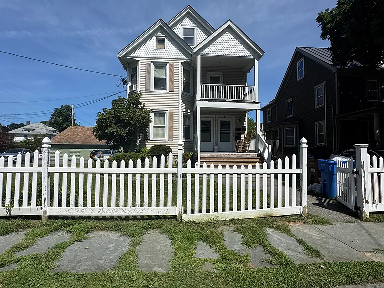 45 Janet St #45 — Photo 1