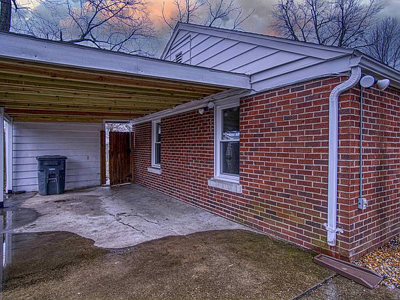 3rd image of 106 S Euclid Dr