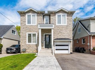 12 Thames Ave, Toronto, ON M8W 2N6