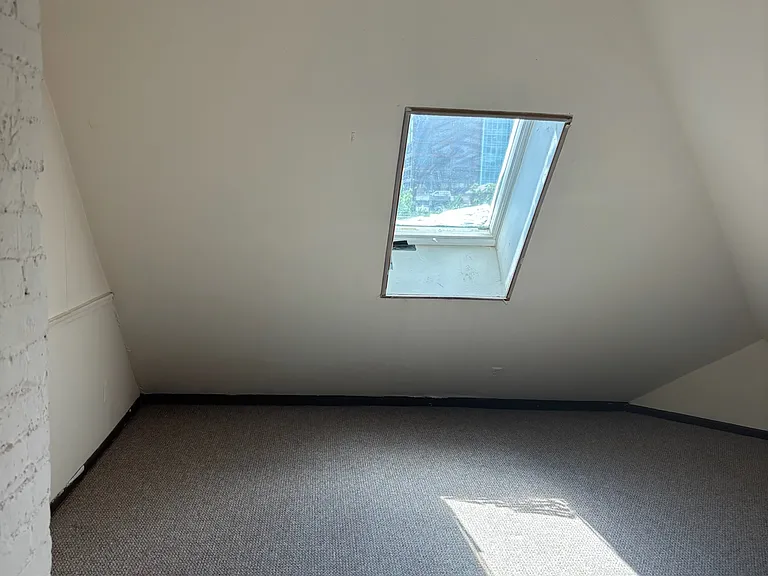 319 N Pinckney St #2 — Photo 28