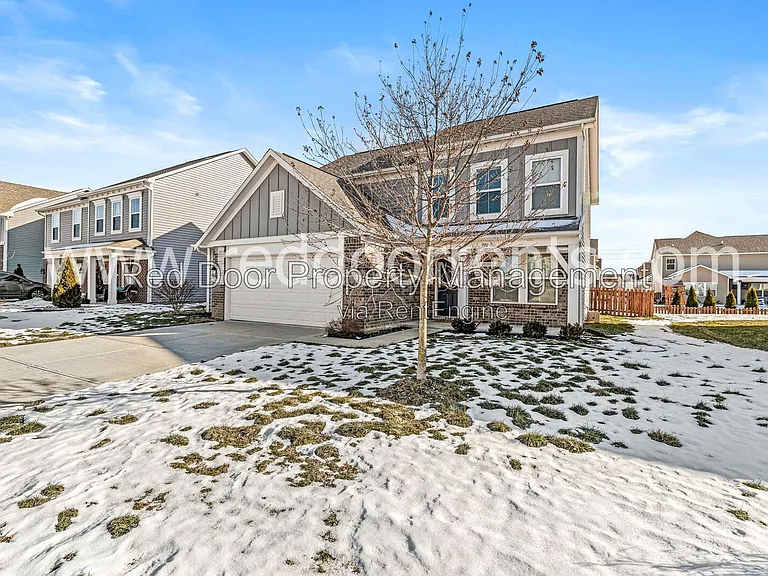 2313 Trefoil Dr — Photo 3