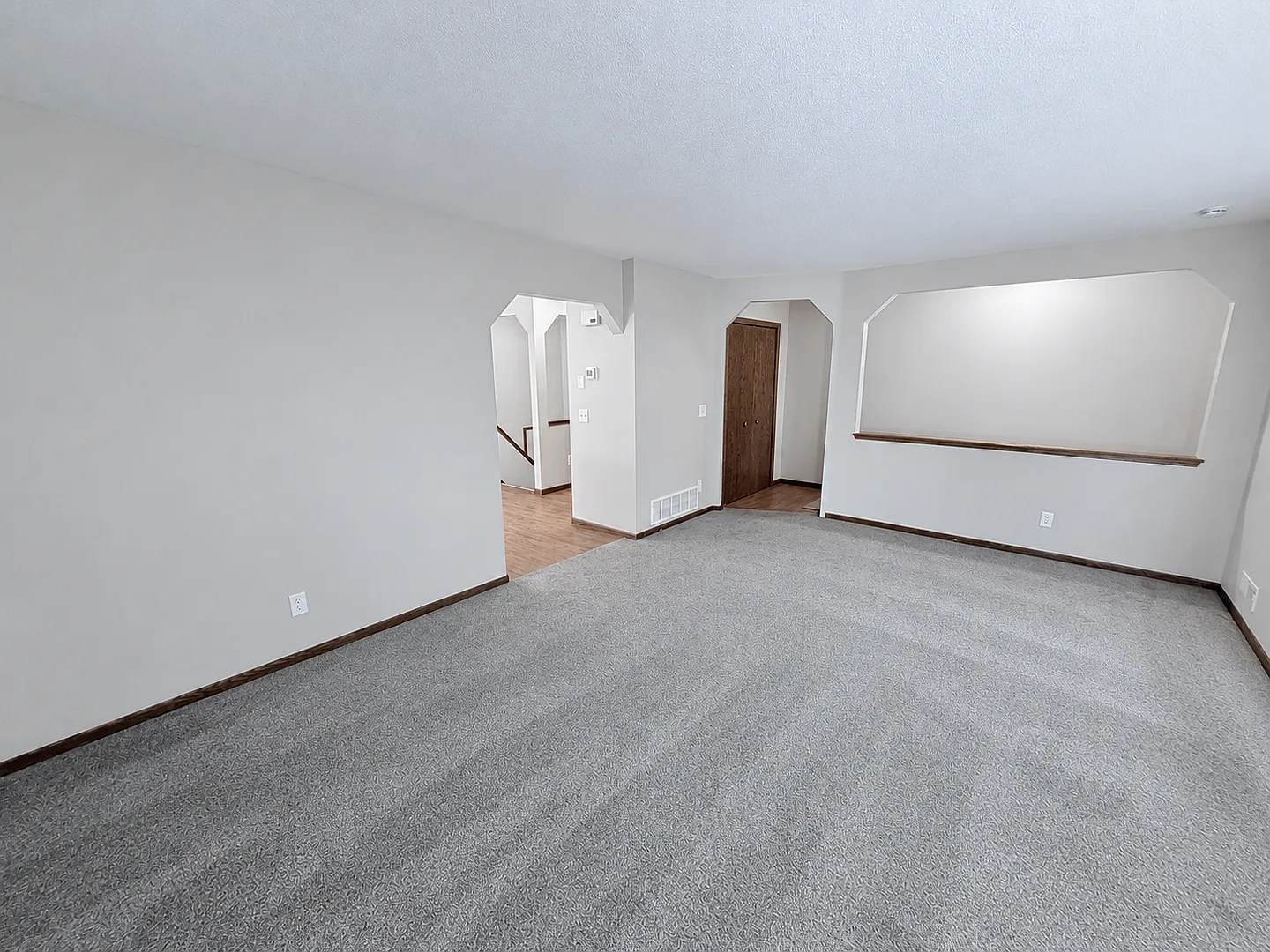 8820-8822 Griggs Ave — Photo 4