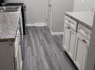 5716 College Ave, Des Moines, IA 50310