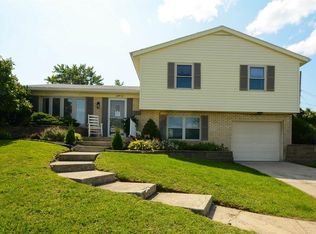 32 Heitsman Dr, Hamilton, OH 45013