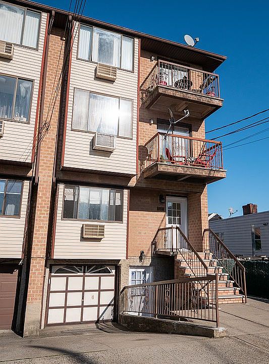 1st image of 713 E 85th St Unit 601