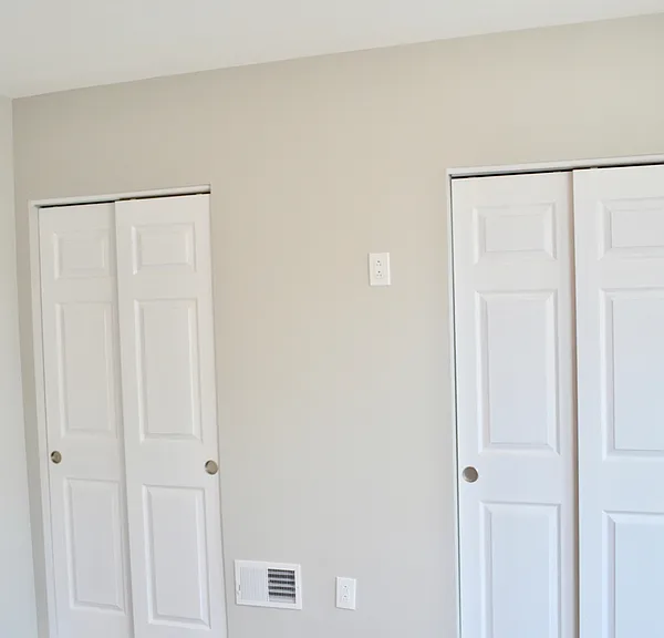 1444 N Edgewood St — Photo 20