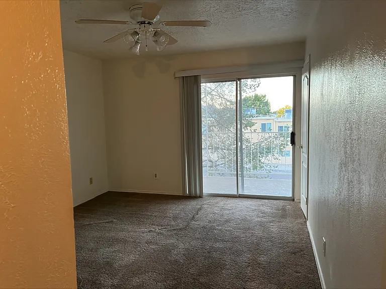 Master bedroom_10162023