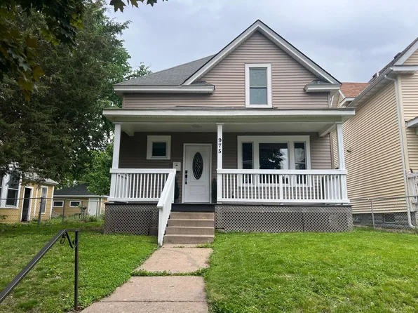 975 4th St E, Saint Paul, MN 55106