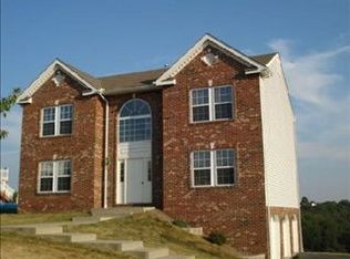 556 Potomac Dr, Washington, PA