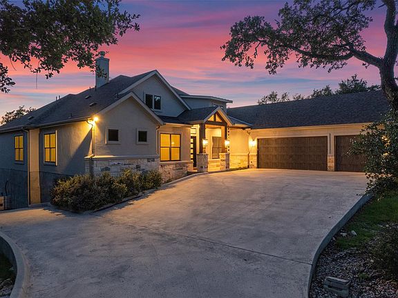 5th image of 302 Highland Spring Ln
