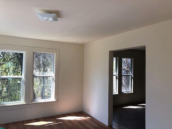4th image of 1711 Camp Ave