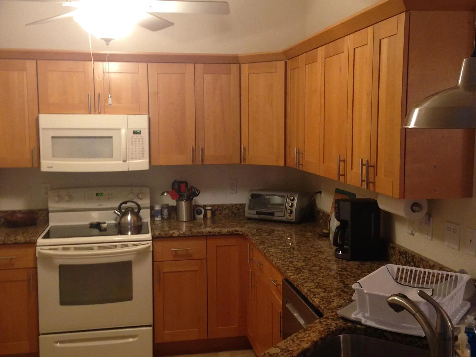2 bed, 1279 sqft, $1,450 — Photo 2