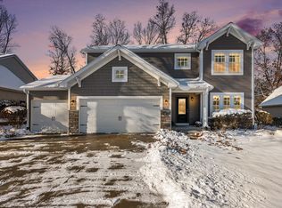 1318 Ashton Woods Ct, Portage, MI 49024