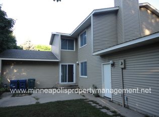 866 Monterey Dr, Shoreview, MN 55126