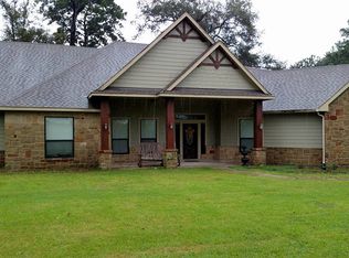 400 Riverside St #F, Highlands, TX 77562