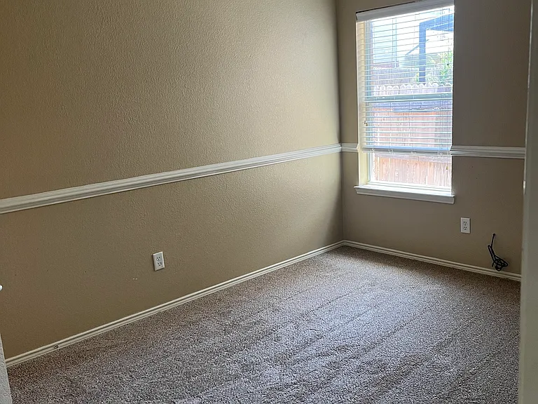 4409 Padre Ct — Photo 17
