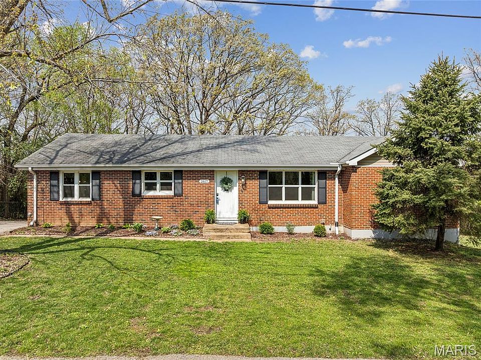1st image of 2617 Rosemary Ln