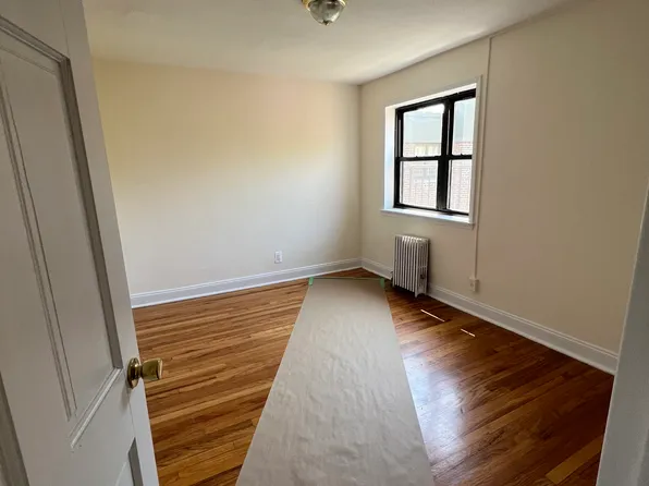 20-53 20th Street 3C image 7 of 7