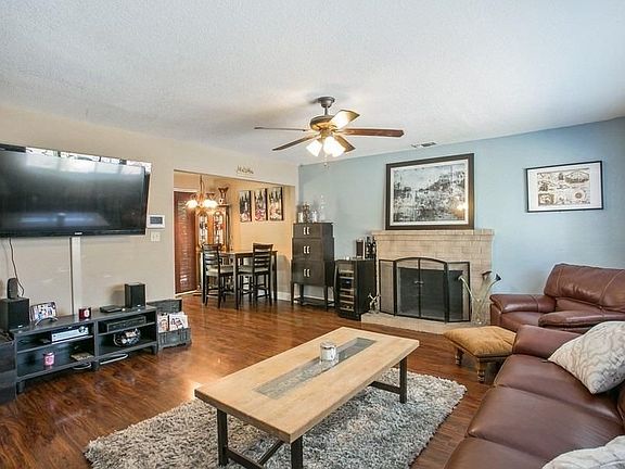 4th image of 7586 San Felice Cir