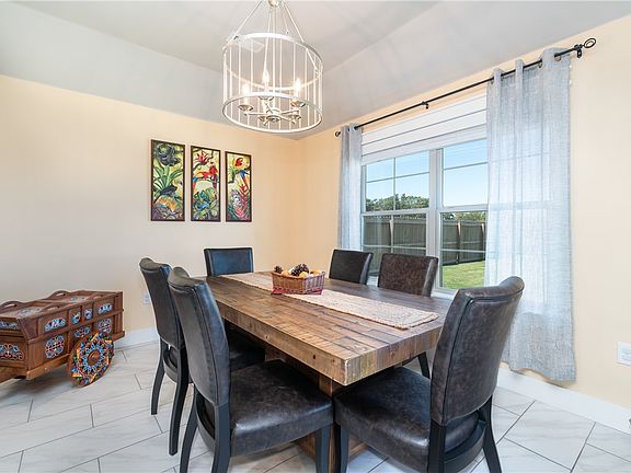 4th image of 1805 E Endura Park Dr