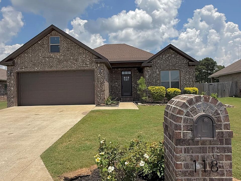 1st image of 118 E Hills Dr