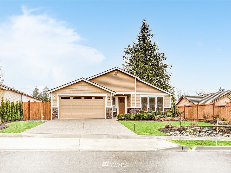 Photos are of Lot #4. Floor-plan, finishes, lot size, colors may vary 