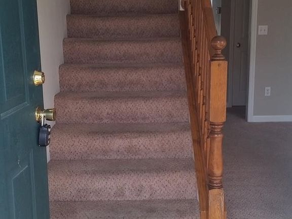 5th image of 11 Marvin Dr #11