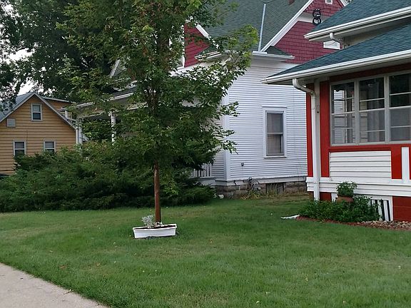 4th image of 1706 S Lakeport St