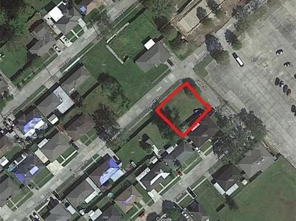 2409 Legend St, Meraux, LA 70075