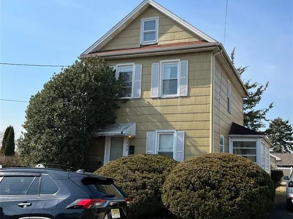 173 N 9th Ave, Manville, NJ 08835