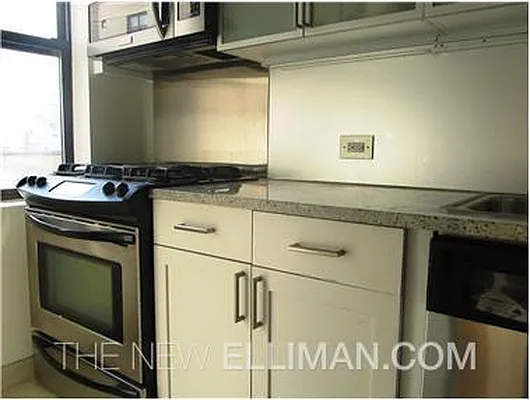 Rented by Douglas Elliman | media 21