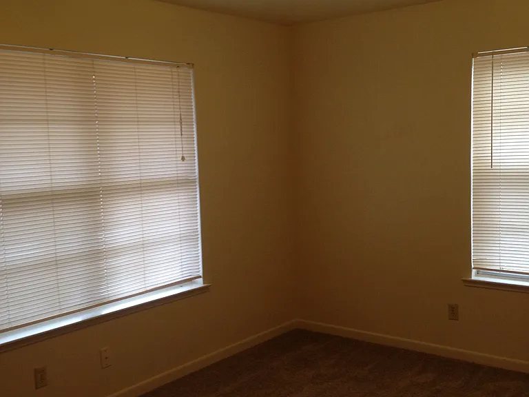 302 S Bridge St #302 — Photo 7