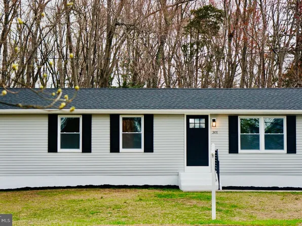 301 Erie Ave, Clayton, NJ 08312