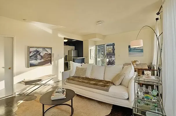 Rented by REAL New York | media 14