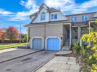 4 Goldbrook Cres, Richmond Hill, ON L4S 1V4